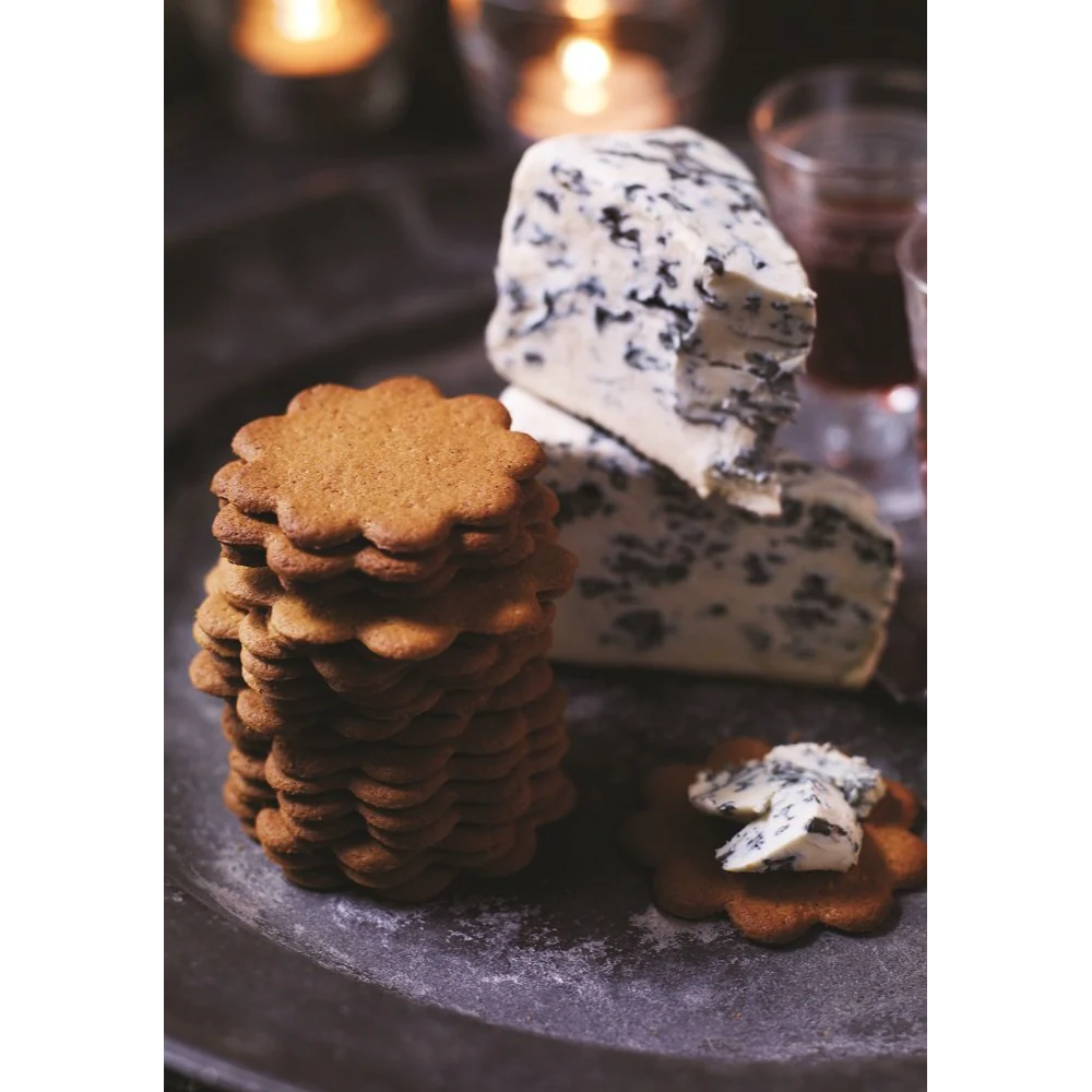Almond Cinnamon Swedish Thins - Image 3