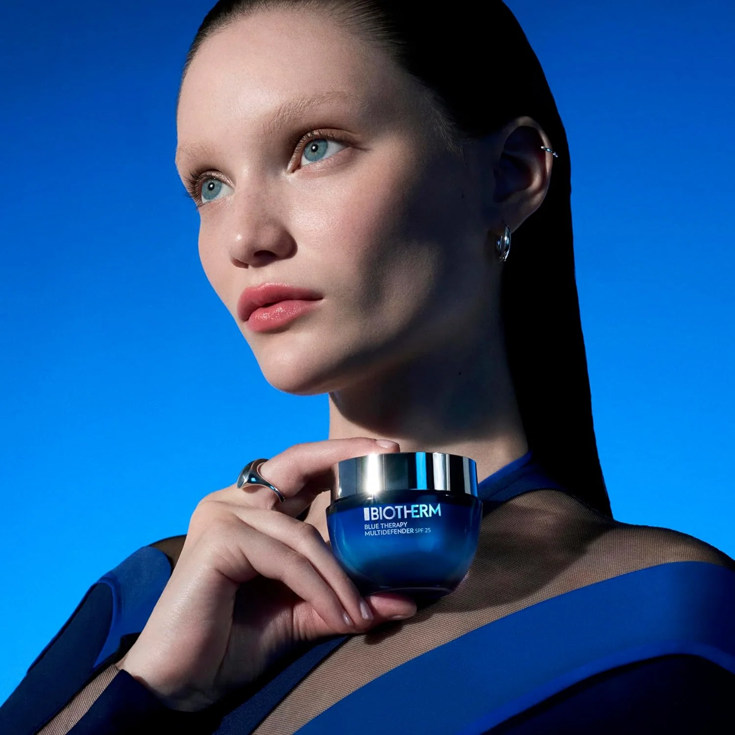 Blue Therapy Multi Defender SPF 25 - Image 3
