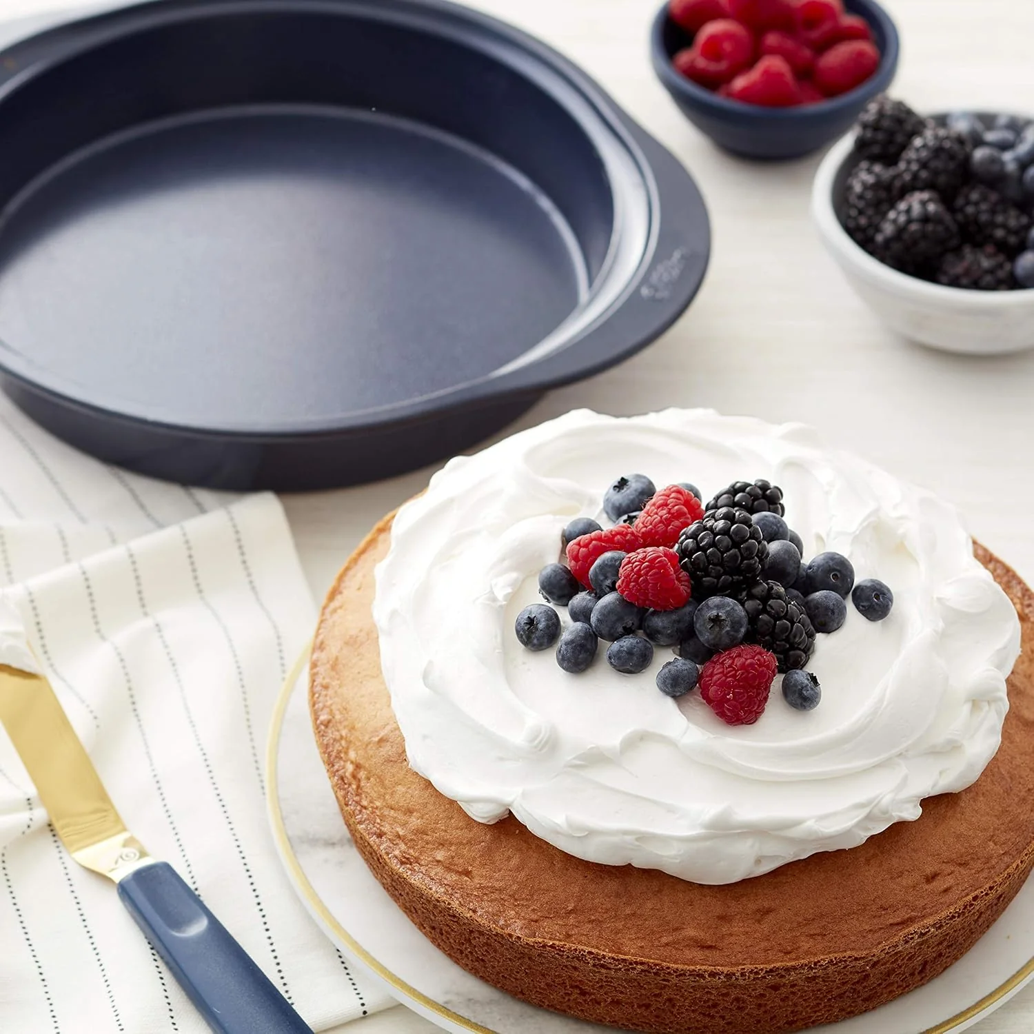 Non-Stick Navy Blue Round Baking Pan - Image 3