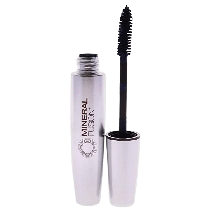 Midnight Volumizing Mascara - Image 2