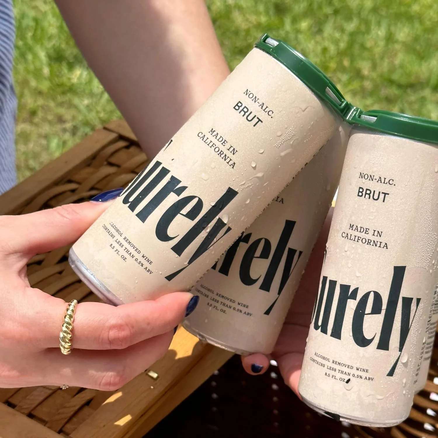 Non-Alcoholic Sparkling Brut (4 Pack) - Image 4